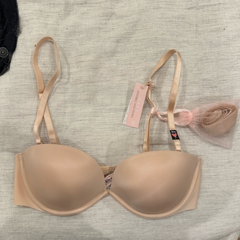 Victoria’s secret invisible solutions bra